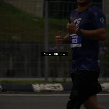 Runner Photo 8409073