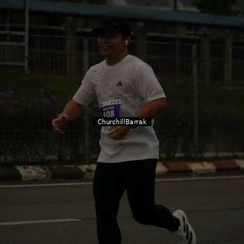 Runner Photo 8409091