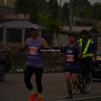 Runner Photo 8409101