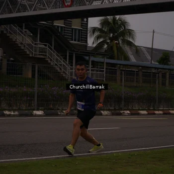 Runner Photo 8409112