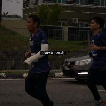 Runner Photo 8409134