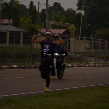 Runner Photo 8409144