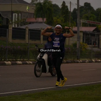 Runner Photo 8409145