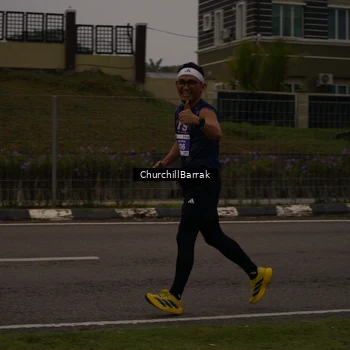 Runner Photo 8409151
