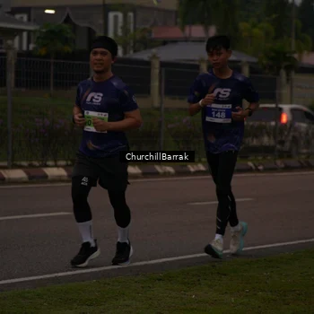 Runner Photo 8409157