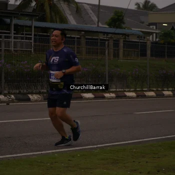 Runner Photo 8409176
