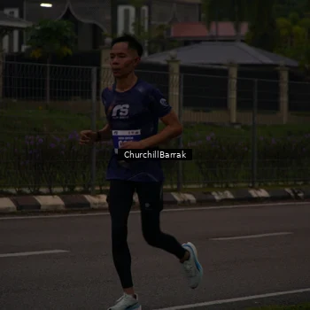 Runner Photo 8409183