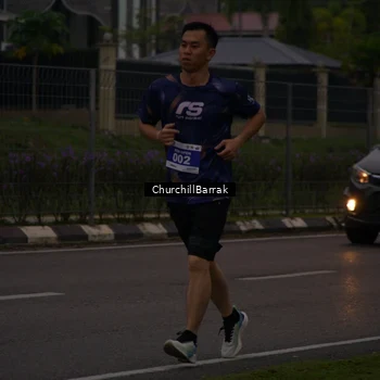 Runner Photo 8409199