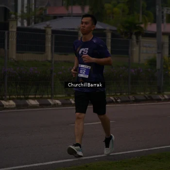 Runner Photo 8409200