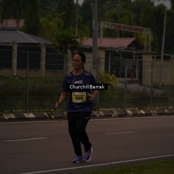 Runner Photo 8409201