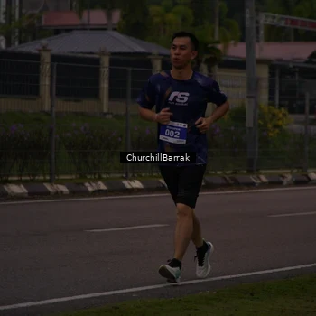 Runner Photo 8409203