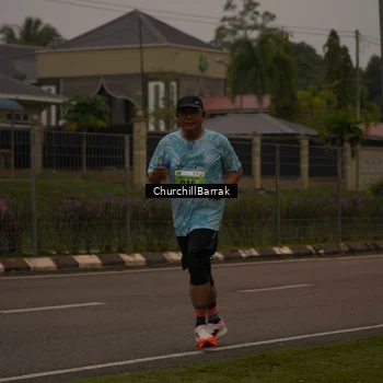 Runner Photo 8409236