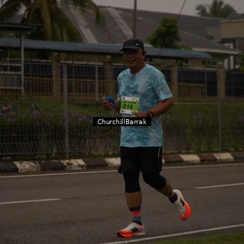Runner Photo 8409238