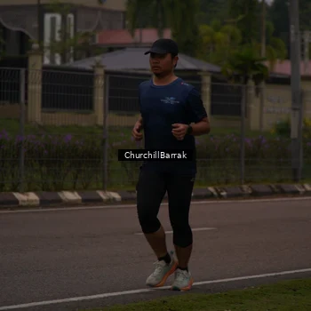 Runner Photo 8409242