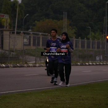 Runner Photo 8409253