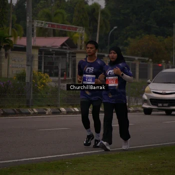 Runner Photo 8409255