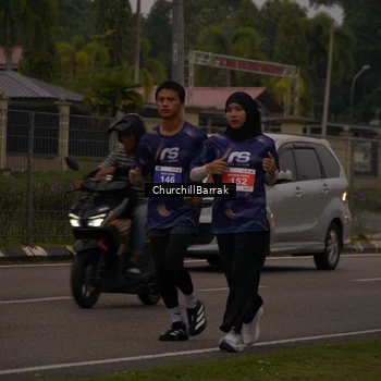 Runner Photo 8409256