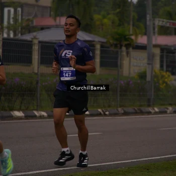 Runner Photo 8409272