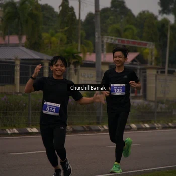 Runner Photo 8409281