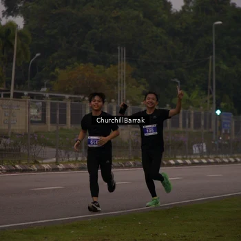 Runner Photo 8409282