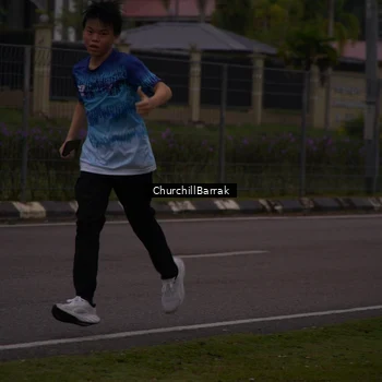 Runner Photo 8409348