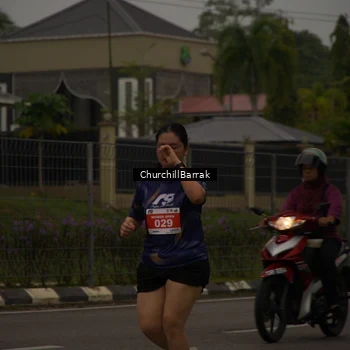 Runner Photo 8409358