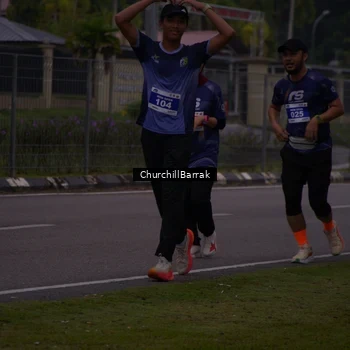 Runner Photo 8409371
