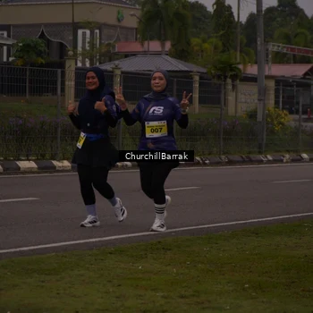 Runner Photo 8409383