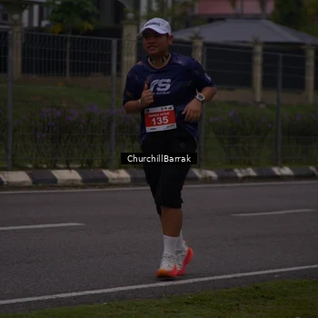 Runner Photo 8409384