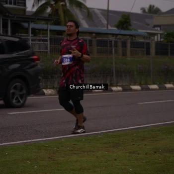 Runner Photo 8409399