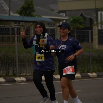 Runner Photo 8409448