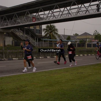 Runner Photo 8409450