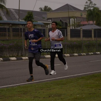 Runner Photo 8409462