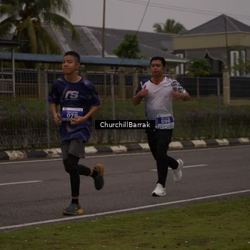 Runner Photo 8409467