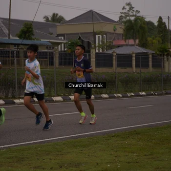 Runner Photo 8409470