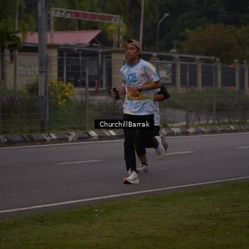 Runner Photo 8409474