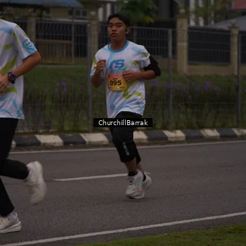 Runner Photo 8409480
