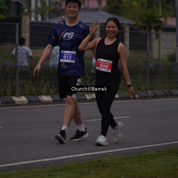 Runner Photo 8409481