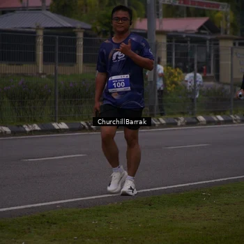 Runner Photo 8409484