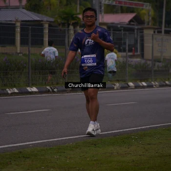Runner Photo 8409487