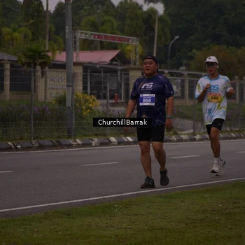 Runner Photo 8409515