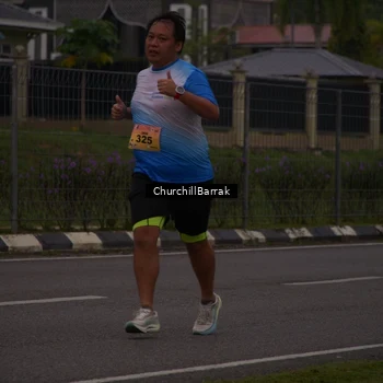 Runner Photo 8409522