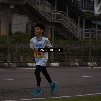 Runner Photo 8409535