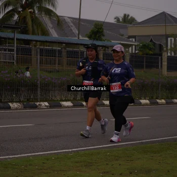 Runner Photo 8409538
