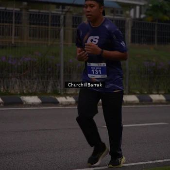 Runner Photo 8409567