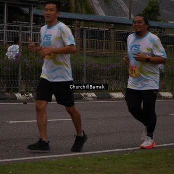 Runner Photo 8409570