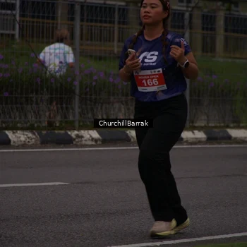 Runner Photo 8409573
