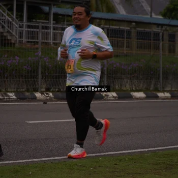 Runner Photo 8409574