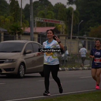 Runner Photo 8409621