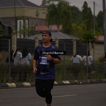Runner Photo 8409655